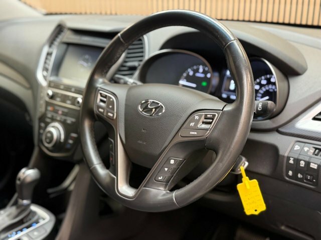 Hyundai Santa Fe Black #38