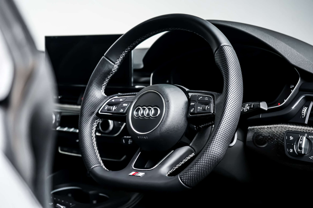 Audi S5 Diesel Black #16