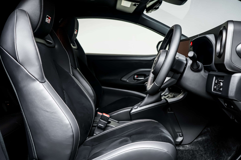 Toyota Yaris 1.6T Gr Aero Performance Hatchback A  #6
