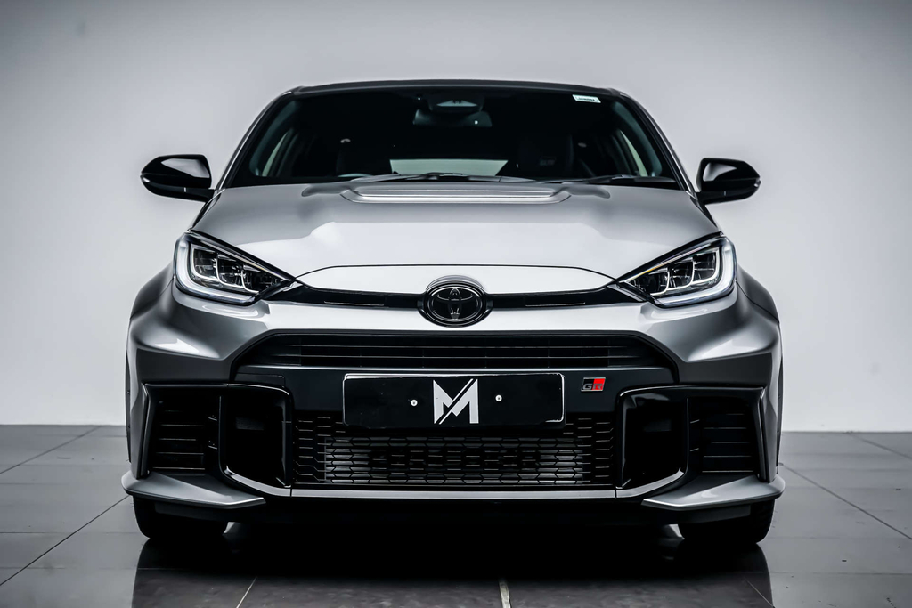 Toyota Yaris 1.6T Gr Aero Performance Hatchback A  #2