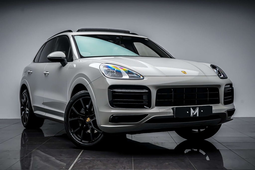 Porsche Cayenne 3.0T V6 Platinum Edition Suv Tiptronics 4Wd