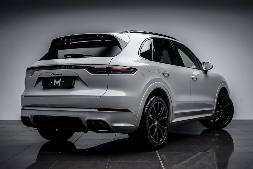 Porsche Cayenne V6 E-hybrid 17.9Kwh Platinum Black #14