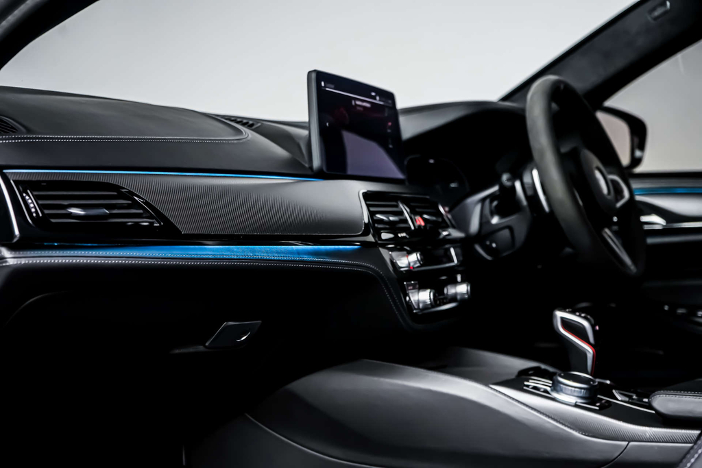 BMW M5 Saloon 4.4 M5 Saloon 201313 Blue #22