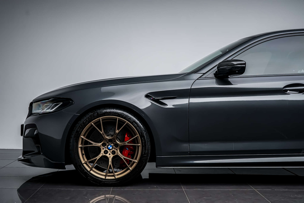 BMW M5 Saloon 4.4 M5 Saloon 201313 Blue #13