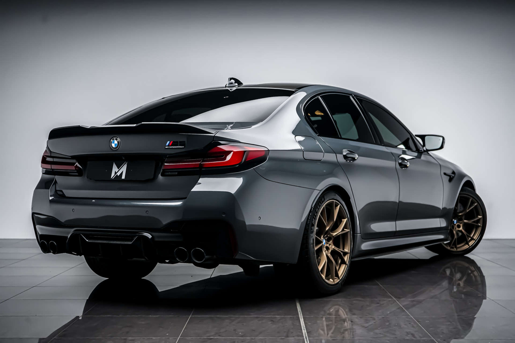 BMW M5 Saloon 4.4 M5 Saloon 201313 Blue #17