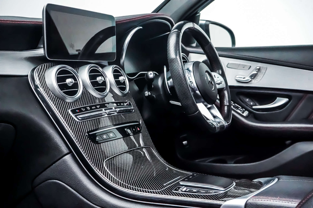 Mercedes-Benz GLC Class 2019 2.0 Glc 250 4Matic Amg Line Premium Plus 2 Grey #23