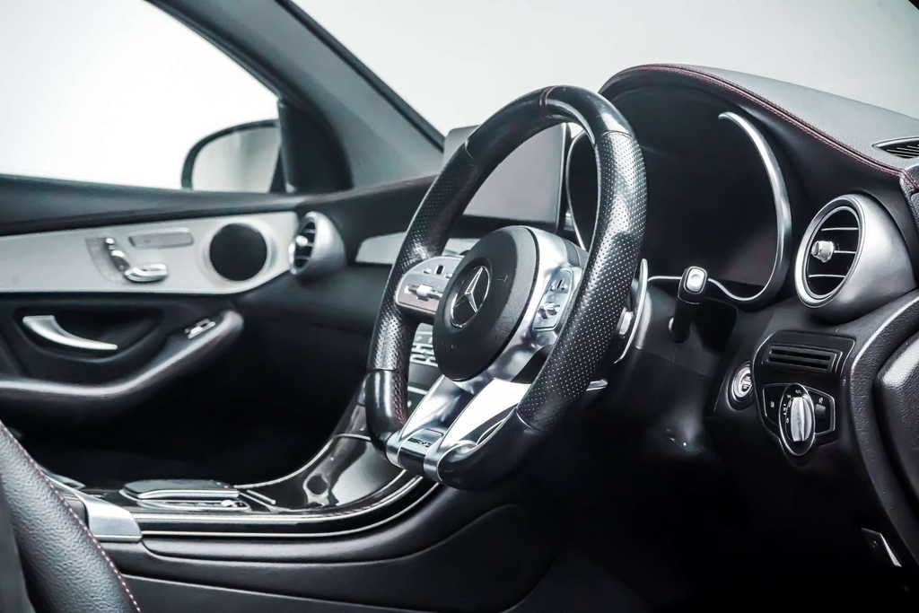 Mercedes-Benz GLC Class 2019 2.0 Glc 250 4Matic Amg Line Premium Plus 2 Grey #9