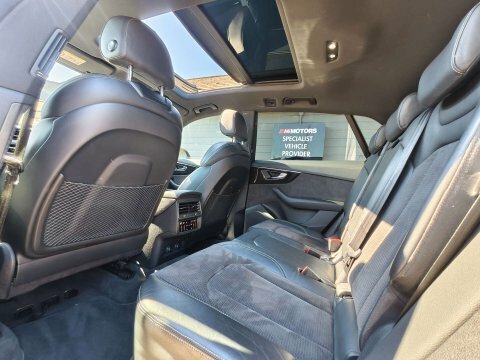 Audi Q8 50 Tdi Quattro S Line Tiptron Comfortsound Black #25