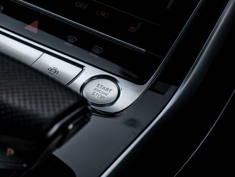 Audi Q8 50 Tdi Quattro S Line Tiptron Comfortsound Black #40