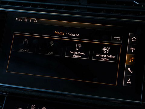 Audi Q8 50 Tdi Quattro S Line Tiptron Comfortsound Blue #36