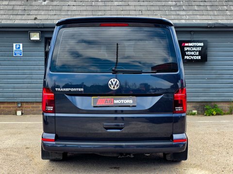 Volkswagen Transporter Shuttle Se Blue #9