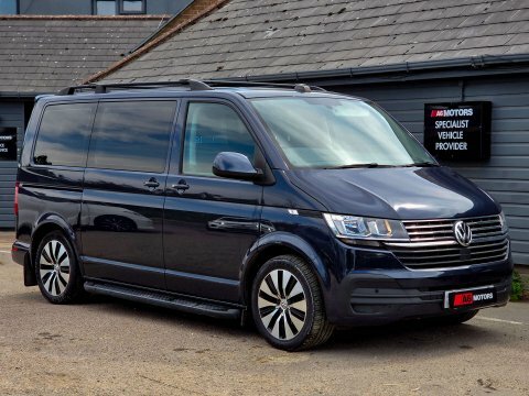 Volkswagen Transporter Shuttle Se Blue #37