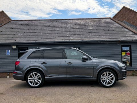 Audi Q7   #13