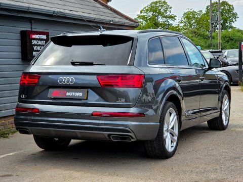 Audi Q7   #12
