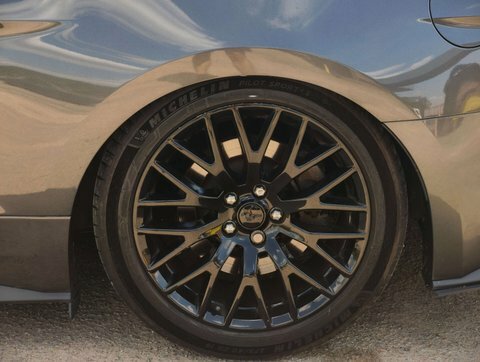 Ford Mustang Ecoboost White #24