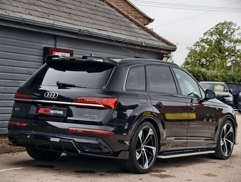 Audi Q7 Black Edition Blue #15