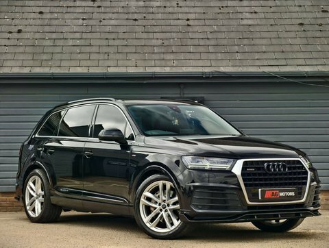 Audi Q7 3.0 Tdi V6 Black #2