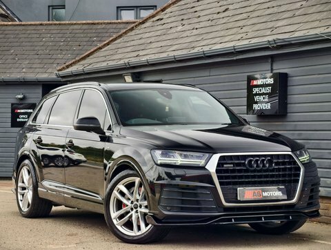 Audi Q7 3.0 Tdi V6 Black #6