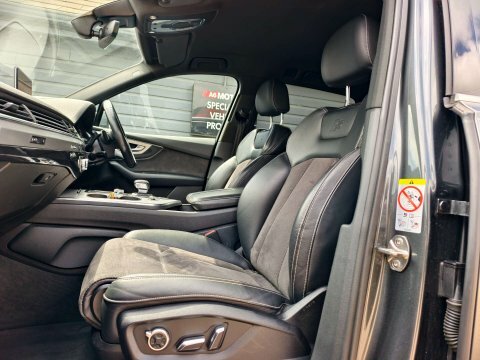 Audi Q7 Suv Black #19