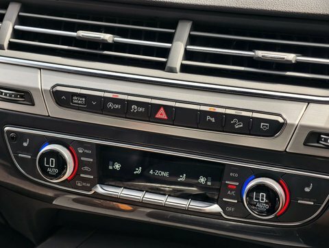 Audi Q7 Suv Black #30