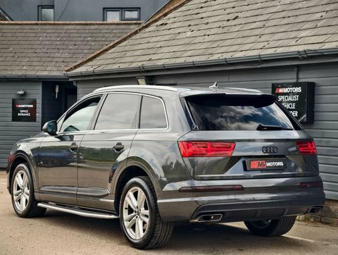 Audi Q7 Suv Black #13