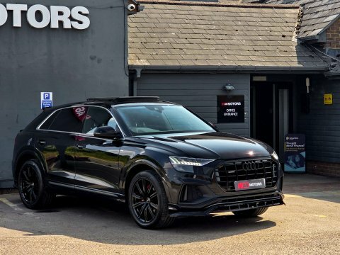 Audi Q8 3.0 Tdi V6 Black #3