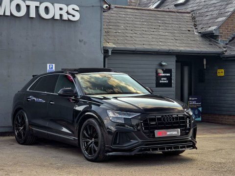 Audi Q8 3.0 Tdi V6 Black #4