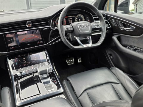 Audi Q7 55 Tfsi E Quattro Launch Edition Tiptronic Silver #22