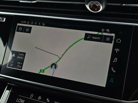 Audi Q7 55 Tfsi E Quattro Launch Edition Tiptronic Silver #38