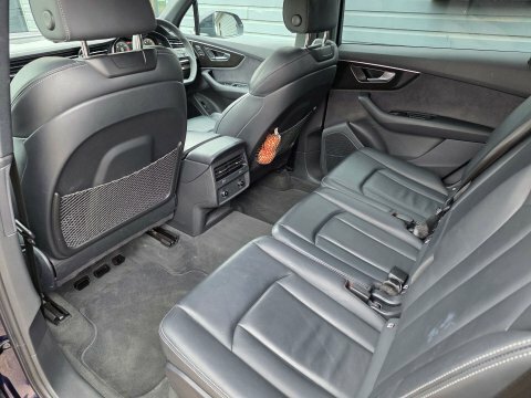 Audi Q7 55 Tfsi E Quattro Launch Edition Tiptronic Silver #30