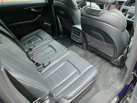 Audi Q7 55 Tfsi E Quattro Launch Edition Tiptronic Silver #32