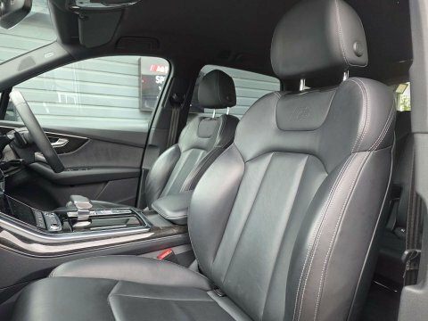 Audi Q7 55 Tfsi E Quattro Launch Edition Tiptronic Silver #25