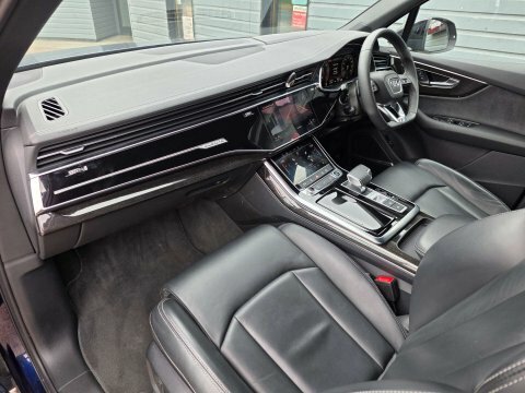 Audi Q7 55 Tfsi E Quattro Launch Edition Tiptronic Silver #28