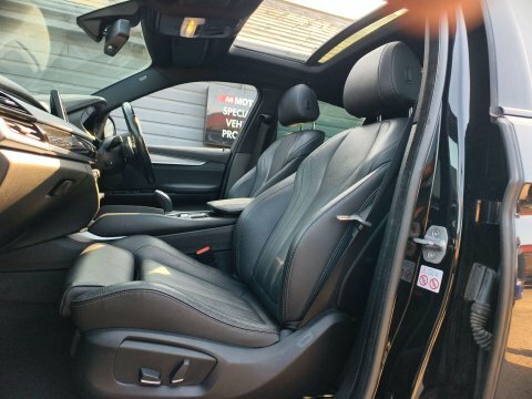 BMW X6 3L M Sport Black #25