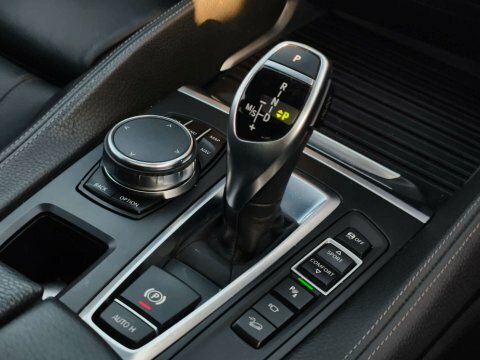 BMW X6 3L M Sport Black #40