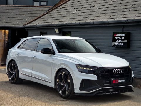 Audi Q8 3.0 Tdi V6 ME19UJU White #4