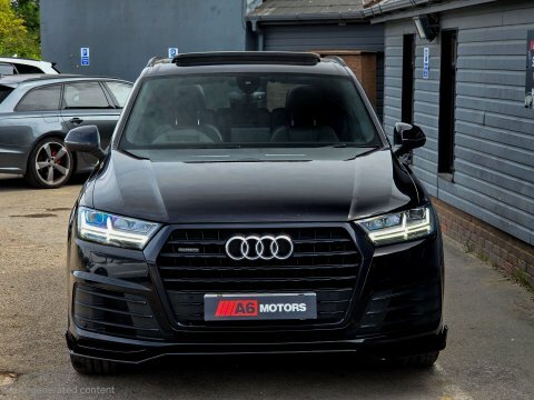 Audi Q7 3.0 Tdi V6 Black #5