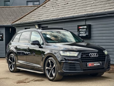 Audi Q7 3.0 Q7 S Black #6