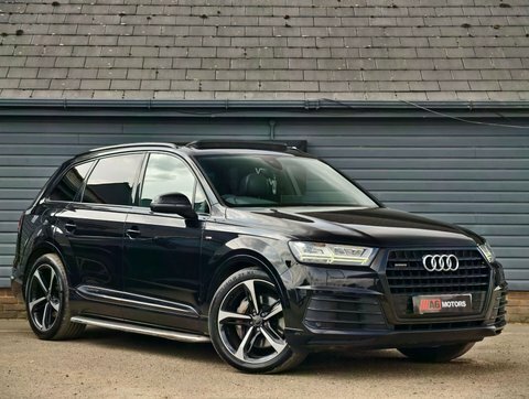Audi Q7 3.0 Q7 S Black #3