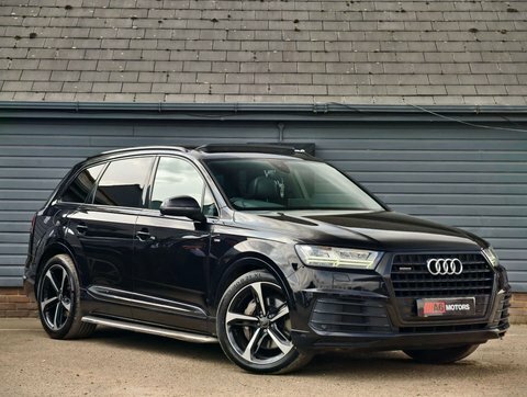 Audi Q7 3.0 Q7 S Black #2