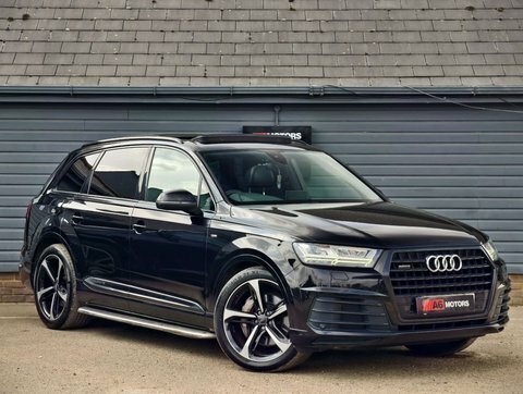 Audi Q7 3.0 Q7 S Black