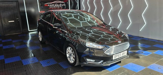 Ford Focus 1.0T Ecoboost Titanium Hatchback Black #3