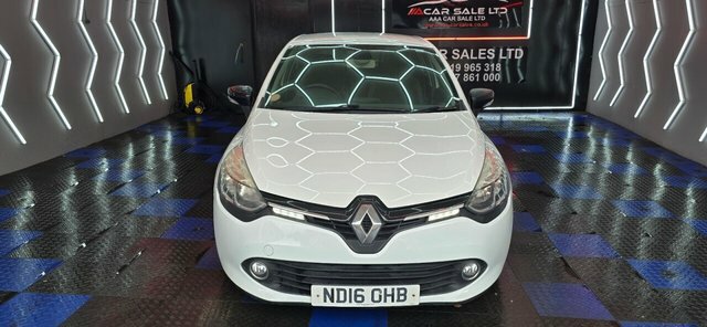 Renault Clio 0.9 Tce Dynamique S Nav Hatchback Manua ND16OHB White #4