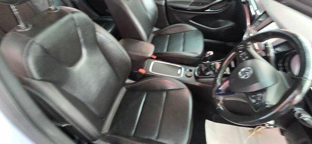 Vauxhall Astra Astra Sri Nav Ecotec Ss Black #20