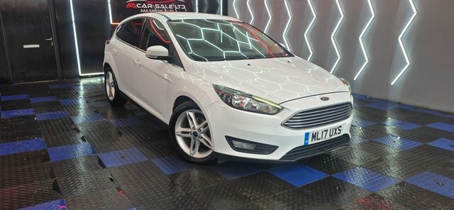 Ford Focus 1.0T Ecoboost Zetec Edition Hatchback M White