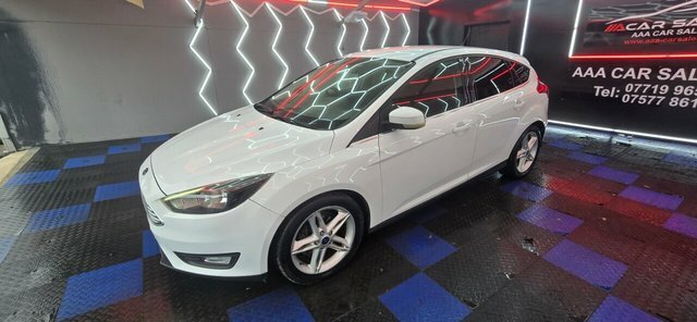 Ford Focus 1.0T Ecoboost Zetec Edition Hatchback M White #6