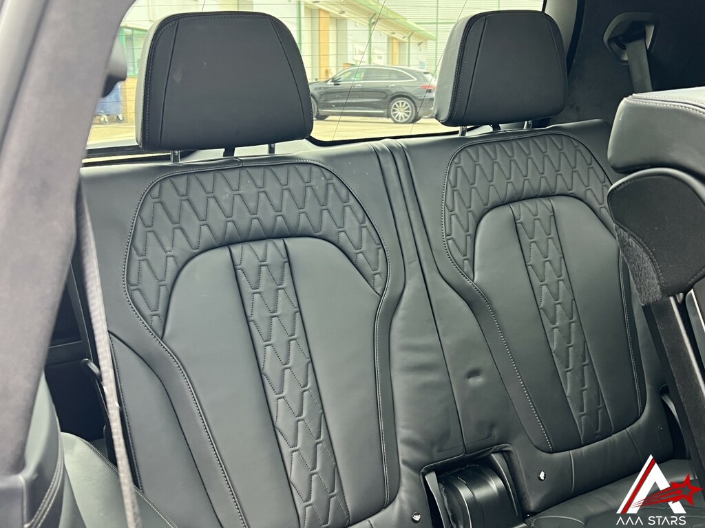 BMW X7 Xdrive40i M Sport Step Grey #69