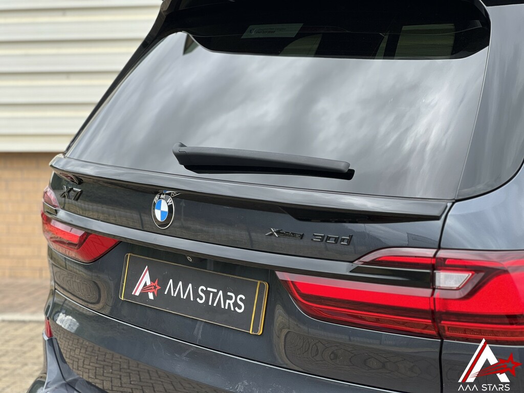 BMW X7 Xdrive40i M Sport Step Grey #40