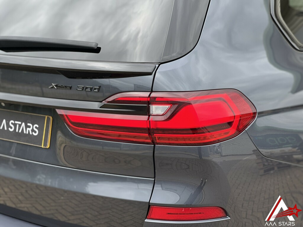 BMW X7 Xdrive40i M Sport Step Grey #39