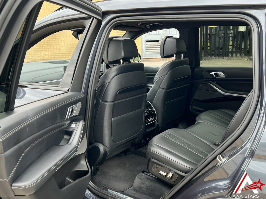 BMW X7 Xdrive40i M Sport Step Grey #73